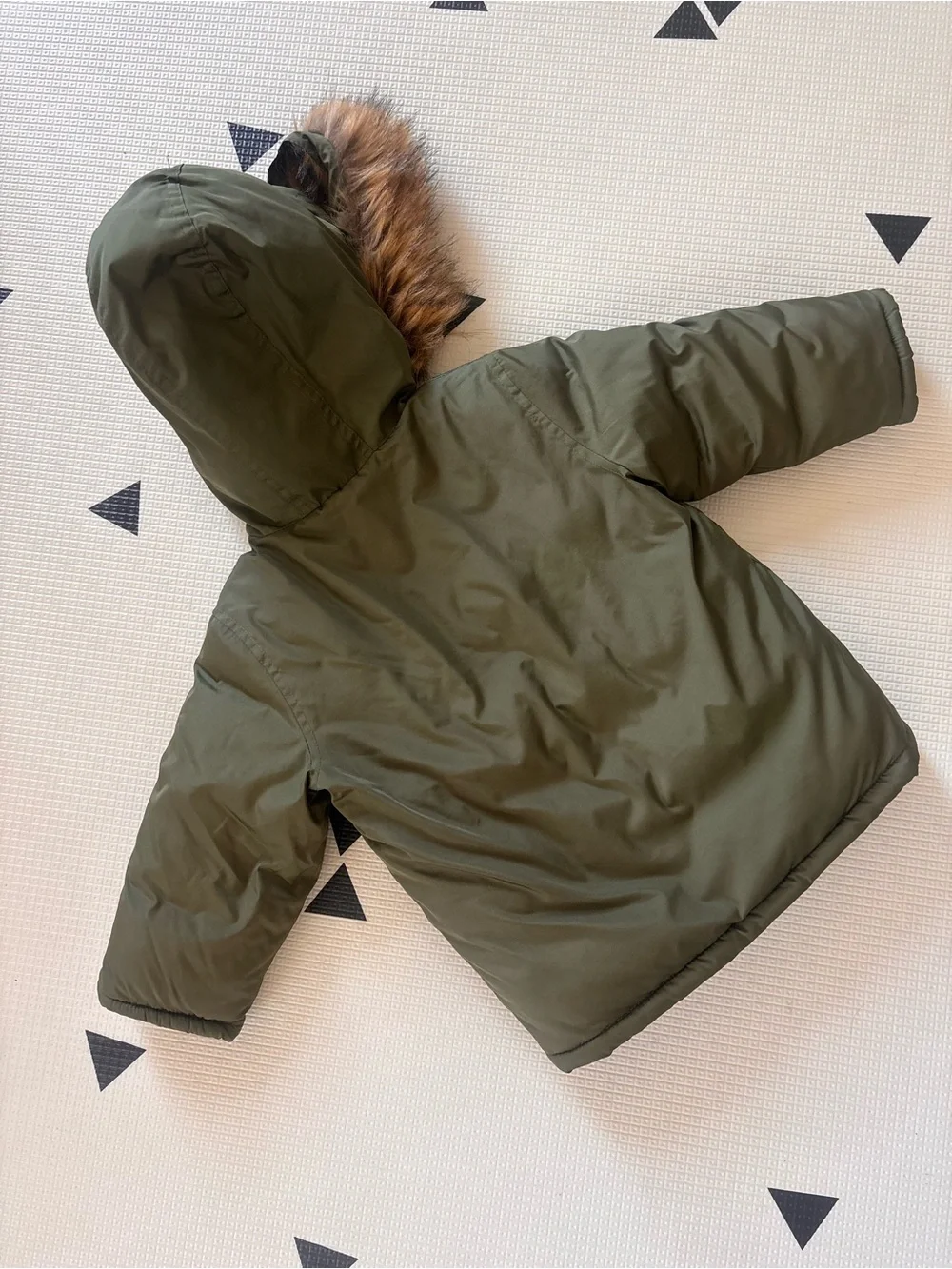 GAP Olive Green Toddler Puffer Jacket with Removable Faux Fur Hood Trim